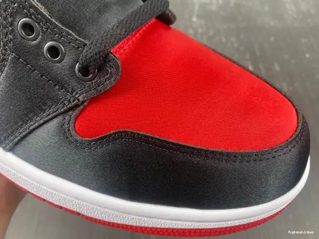HYPE Jordan Air FD4810-061 OG 1 Satin Bred High WMNS 0503
